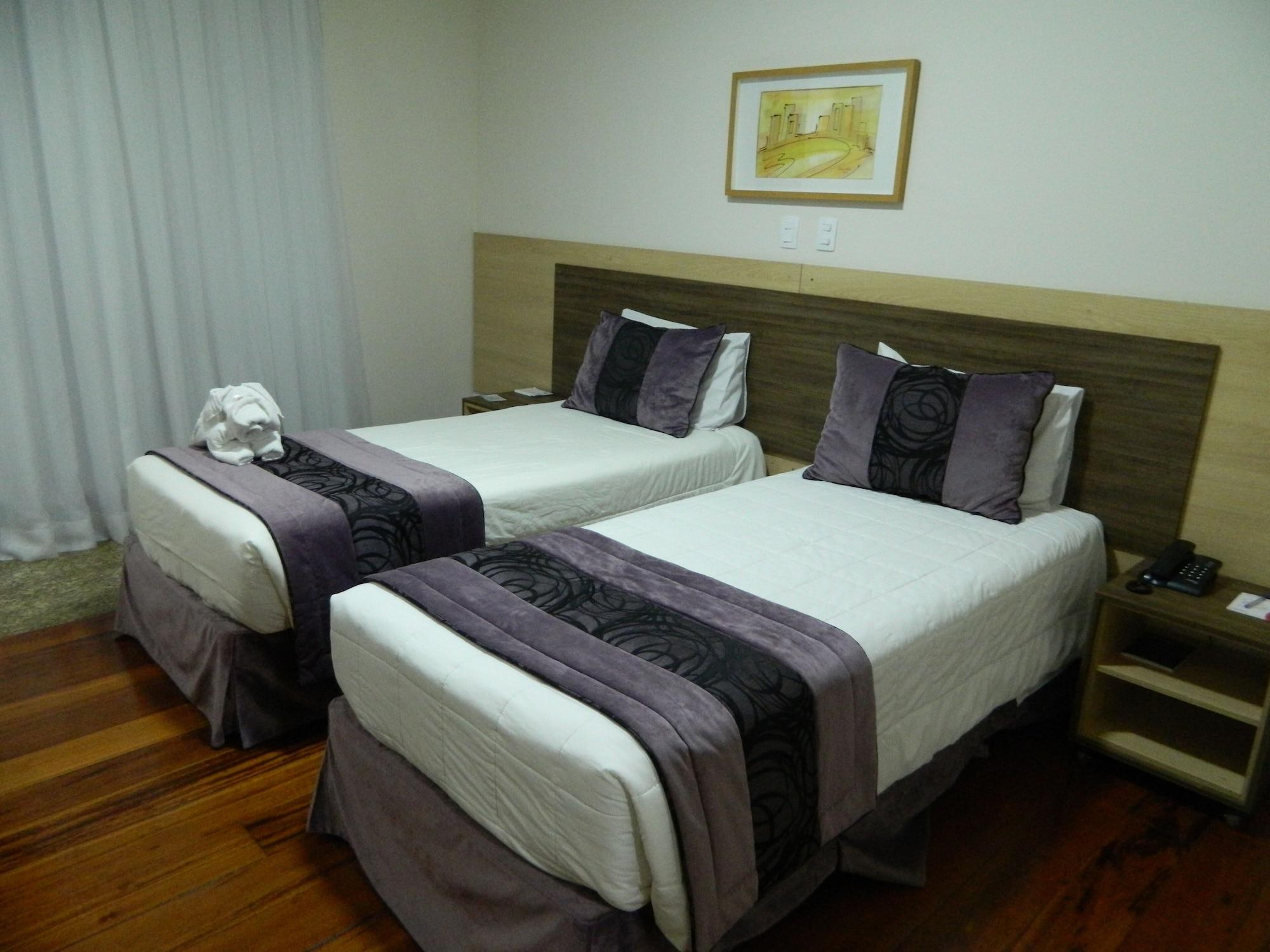 Colonial Plaza Hotel Pindamonhangaba Buitenkant foto