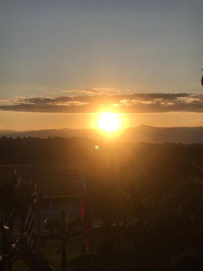 Colonial Plaza Hotel Pindamonhangaba Buitenkant foto