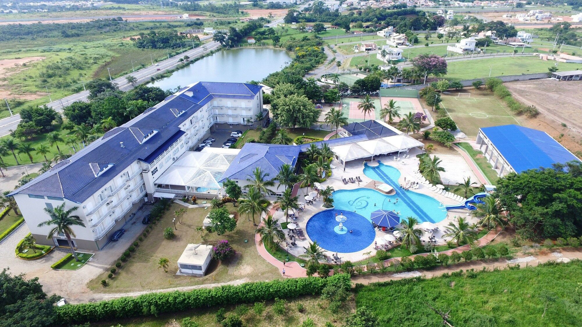 Colonial Plaza Hotel Pindamonhangaba Buitenkant foto